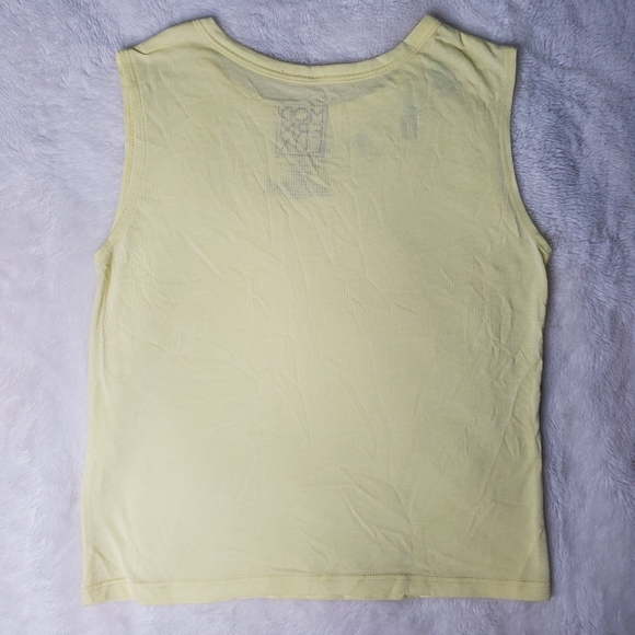 NWOT Yellow Pineapple Tank Top SMALL - Picture 3 of 3